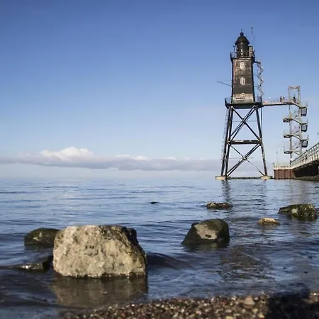 With 2 Bedrooms Dorumer Neufeld