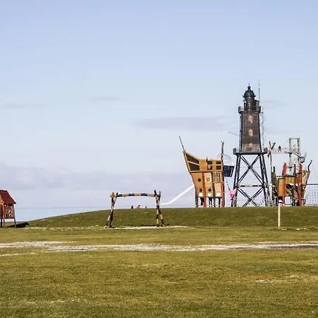 With 2 Bedrooms Dorumer Neufeld